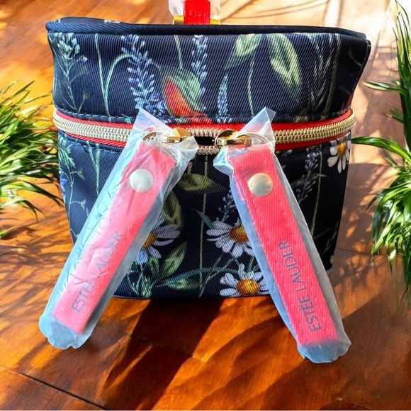 ESTÉE LAUDER Floral Cosmetic Travel Bag - NWOT - Picture 2 of 13